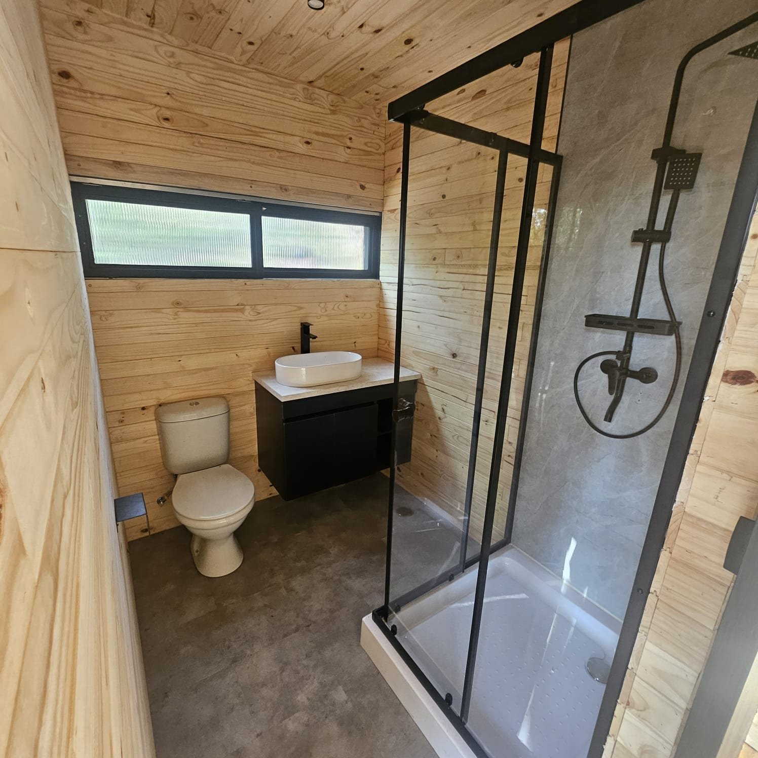 Accommodation pod — project 8