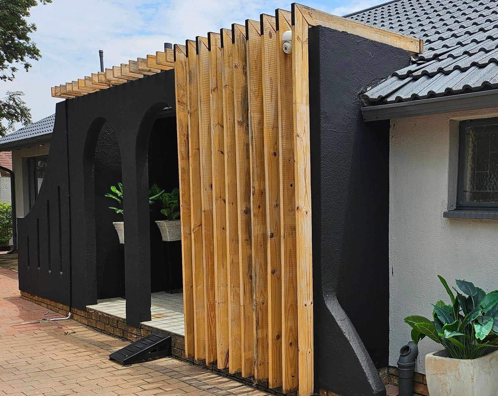Pergolas & Decking — project 4