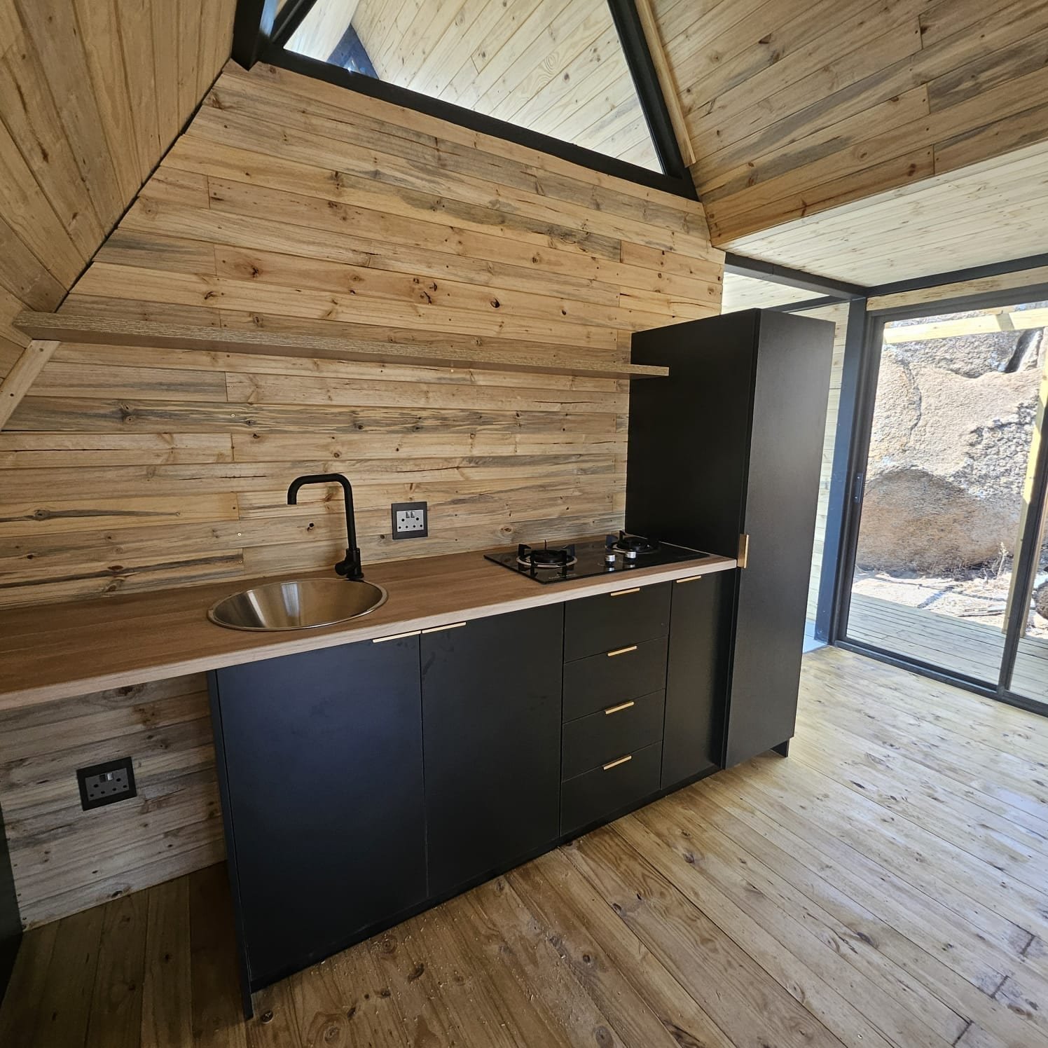 Carpentry and kitchens — project 7