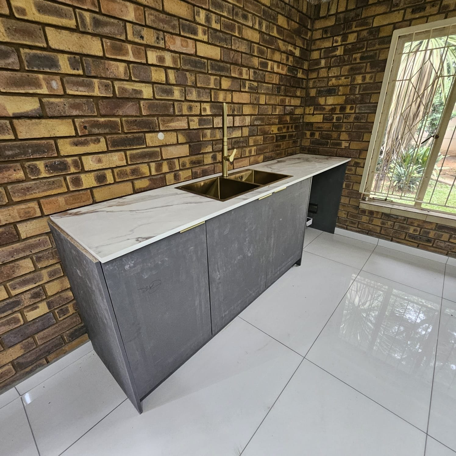Carpentry and kitchens — project 3