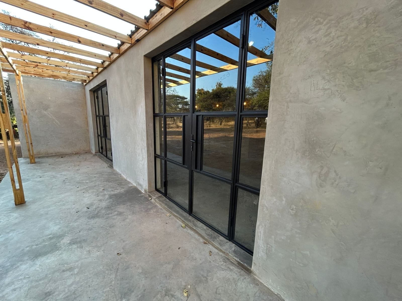 Custom glazed steelwork — project 8